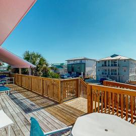 Gulf view home across the street from the beach - walk to shops restaurants