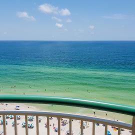 Newly renovated Gulf-Front Condo with Beach Access Shared Pools Hot Tub Free WiFi – hotel w mieście Perdido Key