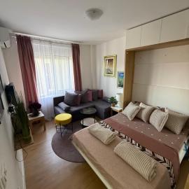 Moderan Studio na Trgu Republike - Centar