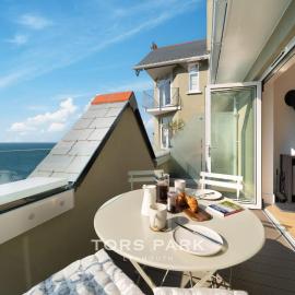 Ocean Reach, Stunning Sea View and Balcony, 2 BR, 2 BA, Parking, hotel i Lynmouth