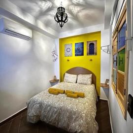 Historical Riad In Kasbah - Private Room With Private Bathroom Attached - Steps From The Kasbah Museum, hôtel à Tanger