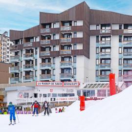 Résidence Pierre & Vacances Les Combes, хотел в Льо Маноар