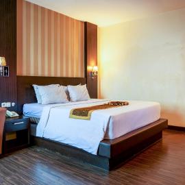 Pekanbaru में, होटल Tripletree Stefani Hotel