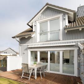 Strandhaus Goldfasan Haus B, hotel di Grömitz