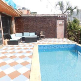 Viesnīca SHAH SOCIAL PARTY VILLA In Royal Palms Mumbai Mumbajā