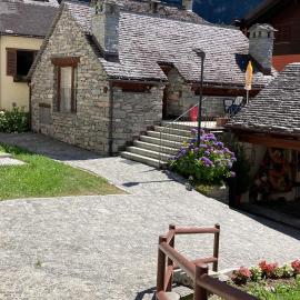 Antico Borgo 2, hotel a Cadarese