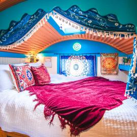 Sundancer Dream Wagon with Onsite Hot Springs
