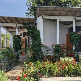 Poolside Cabaña Studio with stunning ocean view
