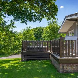 Oakdene 4 Bedroom Superior Lodge with Hot Tub, hotel a Ringwood
