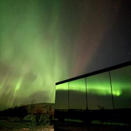 Nest Retreat Iceland - Mirror Houses by the Rangá river, hotel sa Hella
