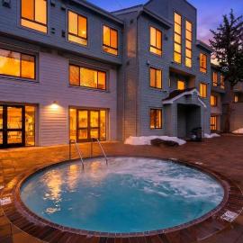The Ridgeline by AvantStay, hôtel à Olympic Valley