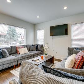 Spacious & Updated Group Getaway in Detroit!, hotel u gradu 'Detroit'
