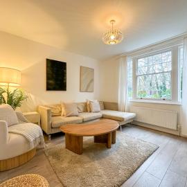 NEW - Luxury 3 bedroom Townhouse - Canterbury City Centre