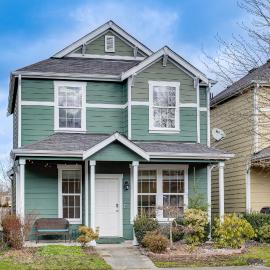 Bright & Modern! Family Home 11 Mi to Dtwn Tacoma, hotel in Tacoma