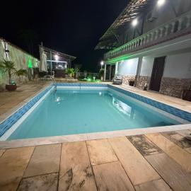 Casa com piscina privativa e praia particular -Iguaba Grande