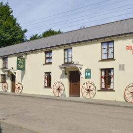 The Bridge Inn Apartment, hotel u gradu 'Bridgerule'