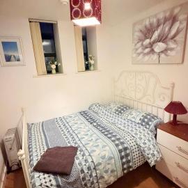 Quick Stop Double Bed Flat - Bradford City Center