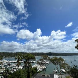BlueWater Penthouse GuestSuite 3, hotel in Newport