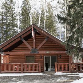 Legacy Vacation Rental, hotel in Valemount
