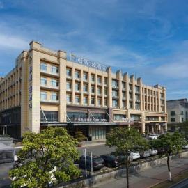 Paco Hotel Guangzhou Hanxi Chimelong Wanbo Subway Station, hotel v Kantonu
