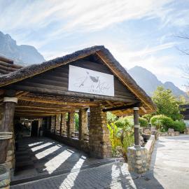 Du Kloof Lodge, מלון בפארל