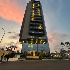 Lawrounds Luxury, Harmonia Residence, Airport