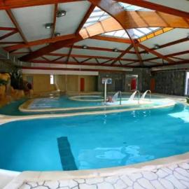 ZEcamping 5 étoiles pet friendly animé avec piscine couverte en bord de mer, hotel v destinaci Saint-Georges-dʼOléron