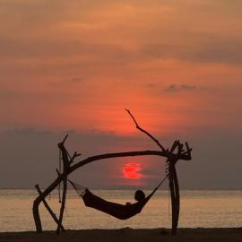 Marinthara: Ko Phra Thong şehrinde bir otel
