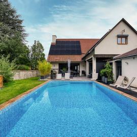 Grande villa jardin et piscine chauffée, 10 pers