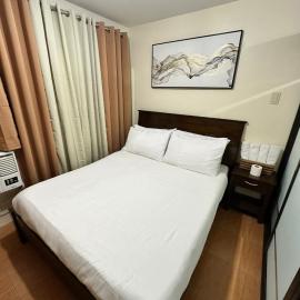 Staycation Tinzel Homes, hotel a Manila