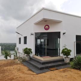 ADM HOTEL Grand-Lahou, hotel di Grand-Lahou