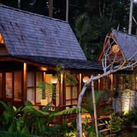 Uma Cabins by Uma Experience, hotel a Penginyahan