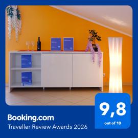 Andrea's House, hotel di Locri