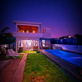 Blue horizon villa grand baie