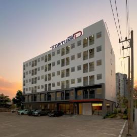 Fortune D Hotel Maesot, hotel en Mae Sot
