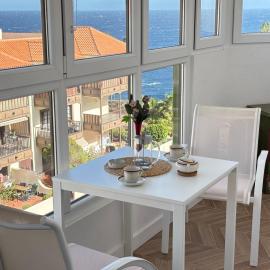 Cozy Studio with Seaview