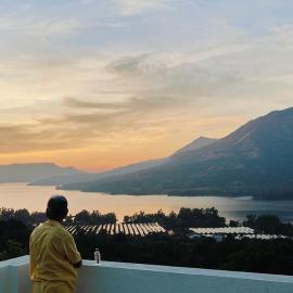 Yatri Lakeview Villa, hotel u gradu Pune