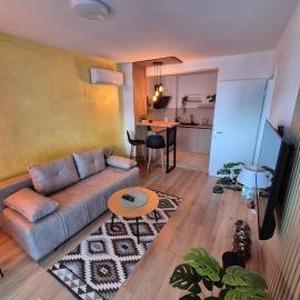 Aura Apartment FREE PARKING, hótel í Brčko