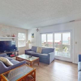 Charming coastal dog friendly apartment near the beach, hotel Emerald Isle-ben
