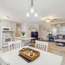 EI13 Oaks by the Sea, hotel Emerald Isle-ben