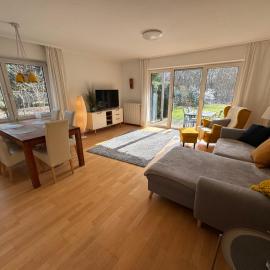 Sonniges Garten-Apartment in ruhiger Parklage, hotel u gradu 'Bad Segeberg'