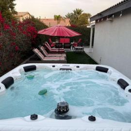 The Coachella Gem weekly discounts, hotel in Coachella