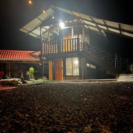 Aire Agua y Naturaleza – hotel w mieście Guácimo
