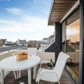 Seaview Duplex with Terrace in Le Conquet