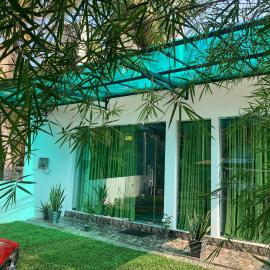 Nomin Villa, hotel i Kottagoda