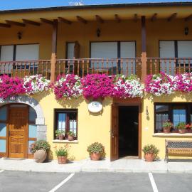 Las Anjanas de Isla, hotel Islában