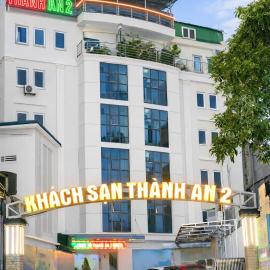 Khách sạn Thành An 2, hotelli kohteessa Vinh