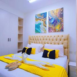 The Jewel Buxton Point Apartments Mombasa Town with Swimming pool، فندق في مومباسا