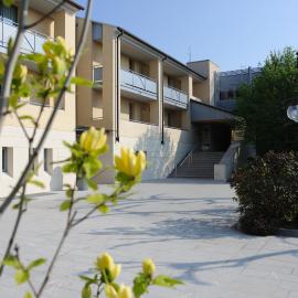 Hotel Ristorante Primavera, hotel in Godega di SantʼUrbano