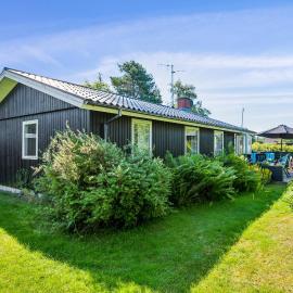 Cozy Holiday Home Near Grenaa Beach Close To Forest, Dunes And One Of Denmarks Best Bathing Beaches
